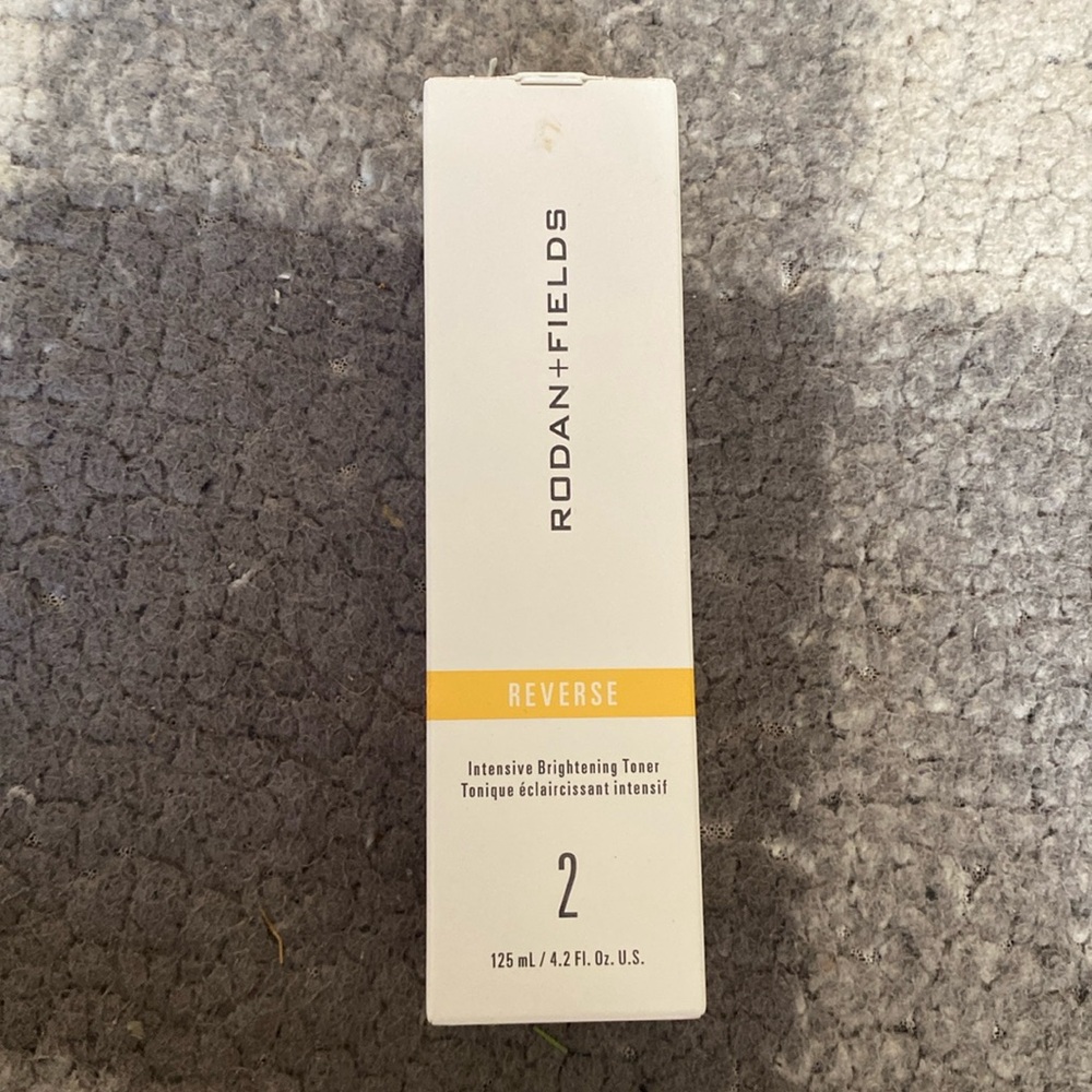 NIB RODAN + FIELDS Intensive Brightening Toner